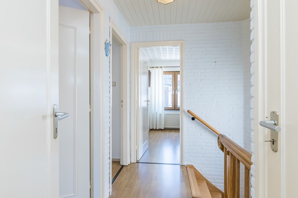 Foto - Verkocht onder voorbehoud: Nette twee- onder- een – kapwoning met serre, zonnige tuin en garage in Bocholtz